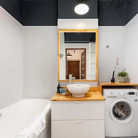 Apartman Park Krakowski Deluxe By Bookinghost *